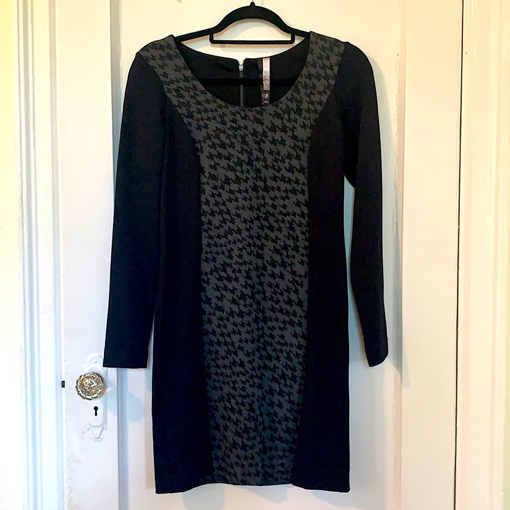 Thick Black and gray Long sleeve dress